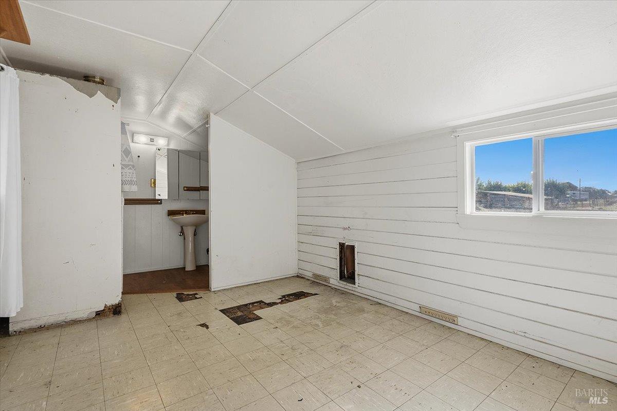 2278 Woolsey Road Fulton CA 95439