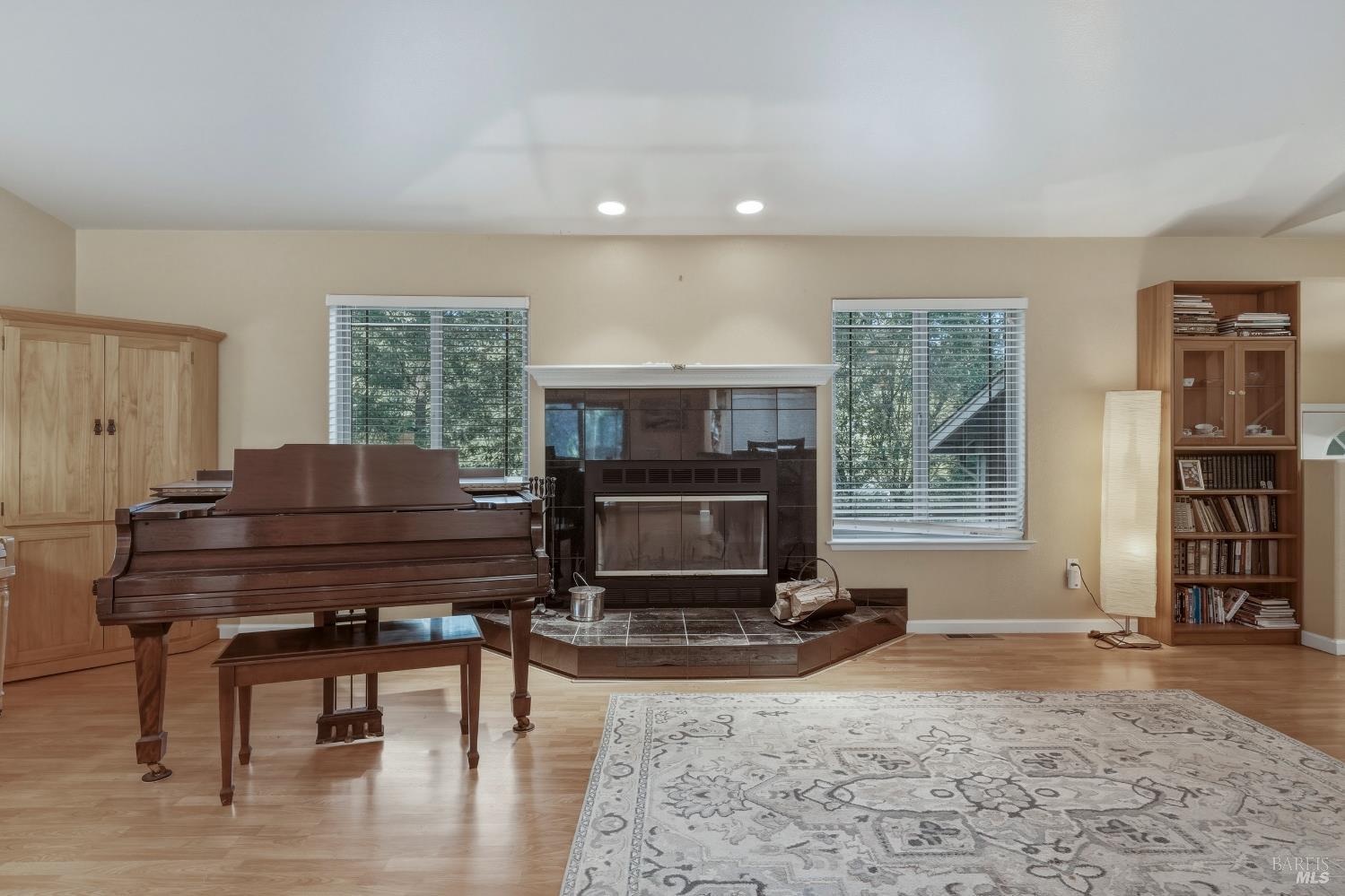 15800 Rainbow Drive Cobb CA 95426