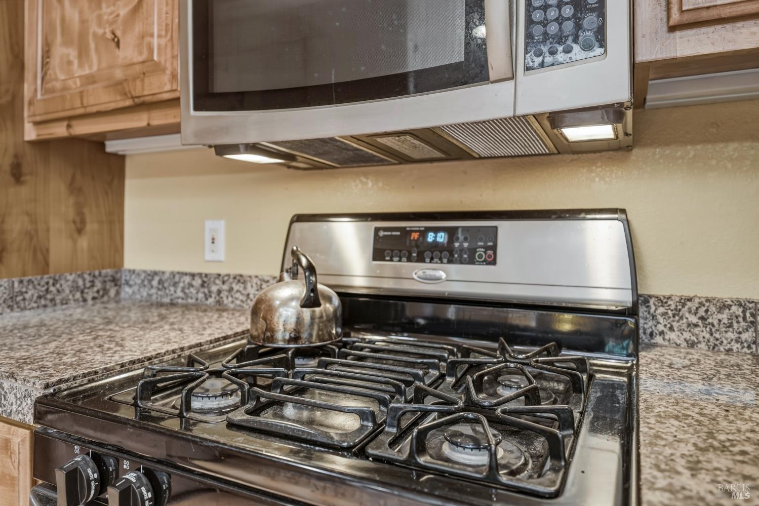 15800 Rainbow Drive Cobb CA 95426