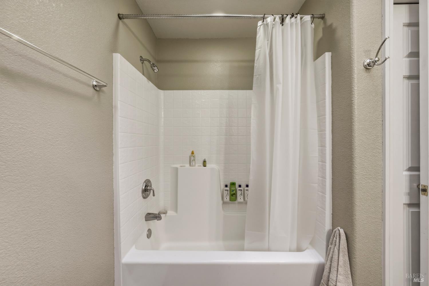 15800 Rainbow Drive Cobb CA 95426