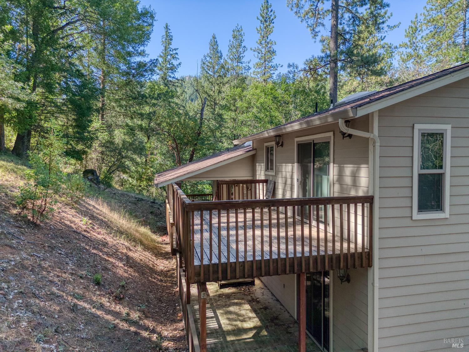 15800 Rainbow Drive Cobb CA 95426