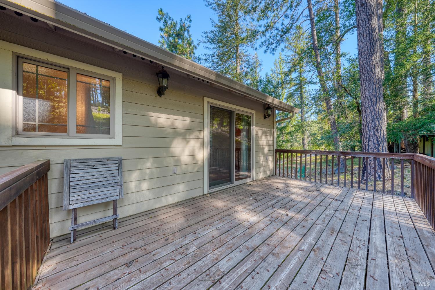15800 Rainbow Drive Cobb CA 95426