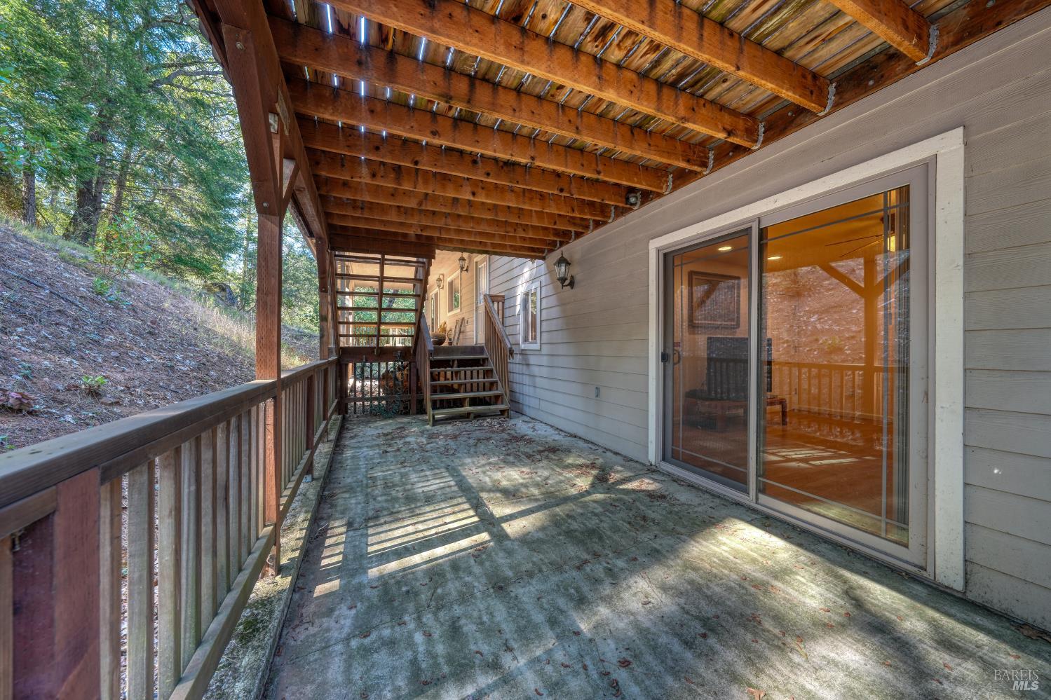 15800 Rainbow Drive Cobb CA 95426