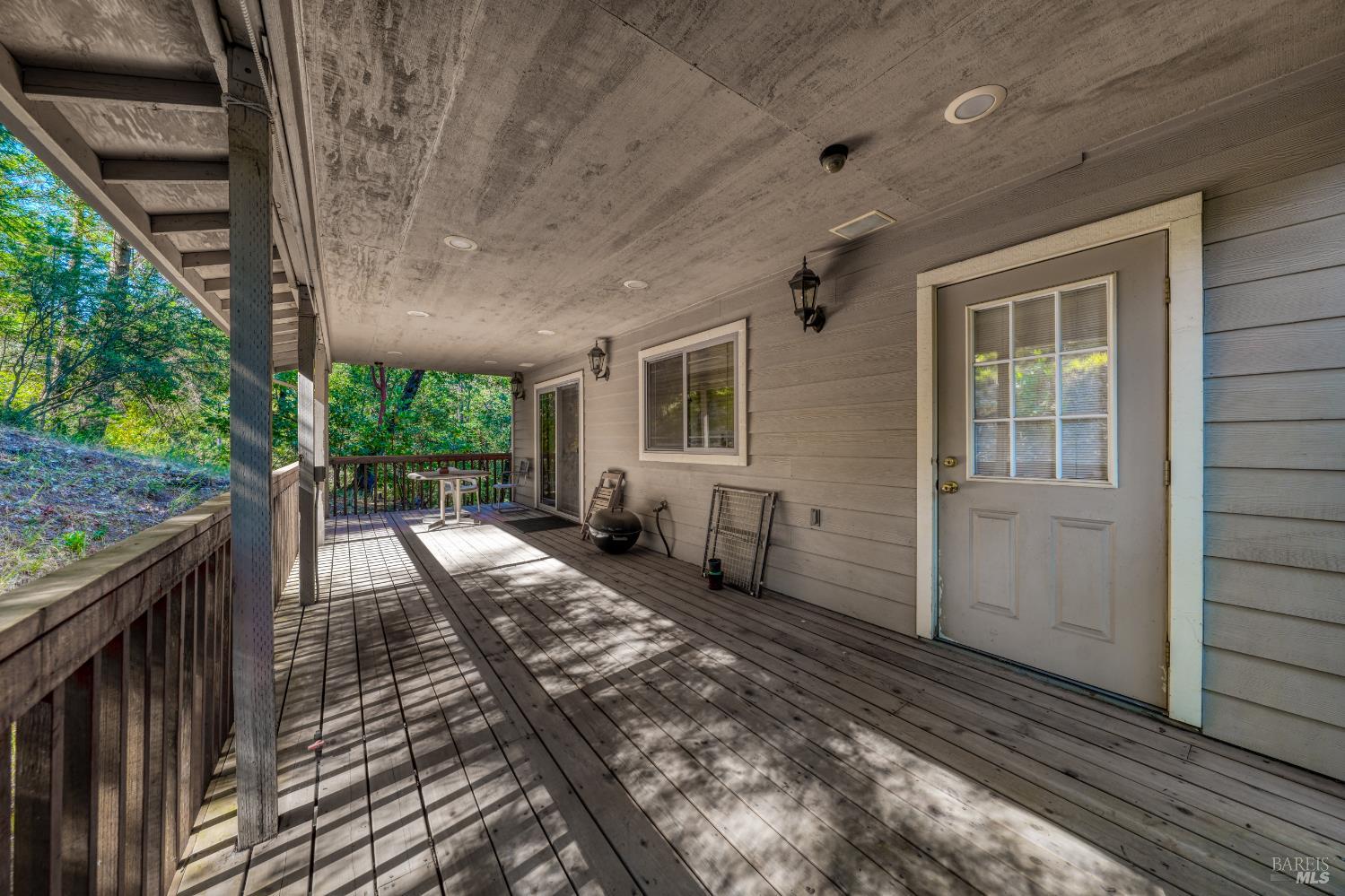 15800 Rainbow Drive Cobb CA 95426
