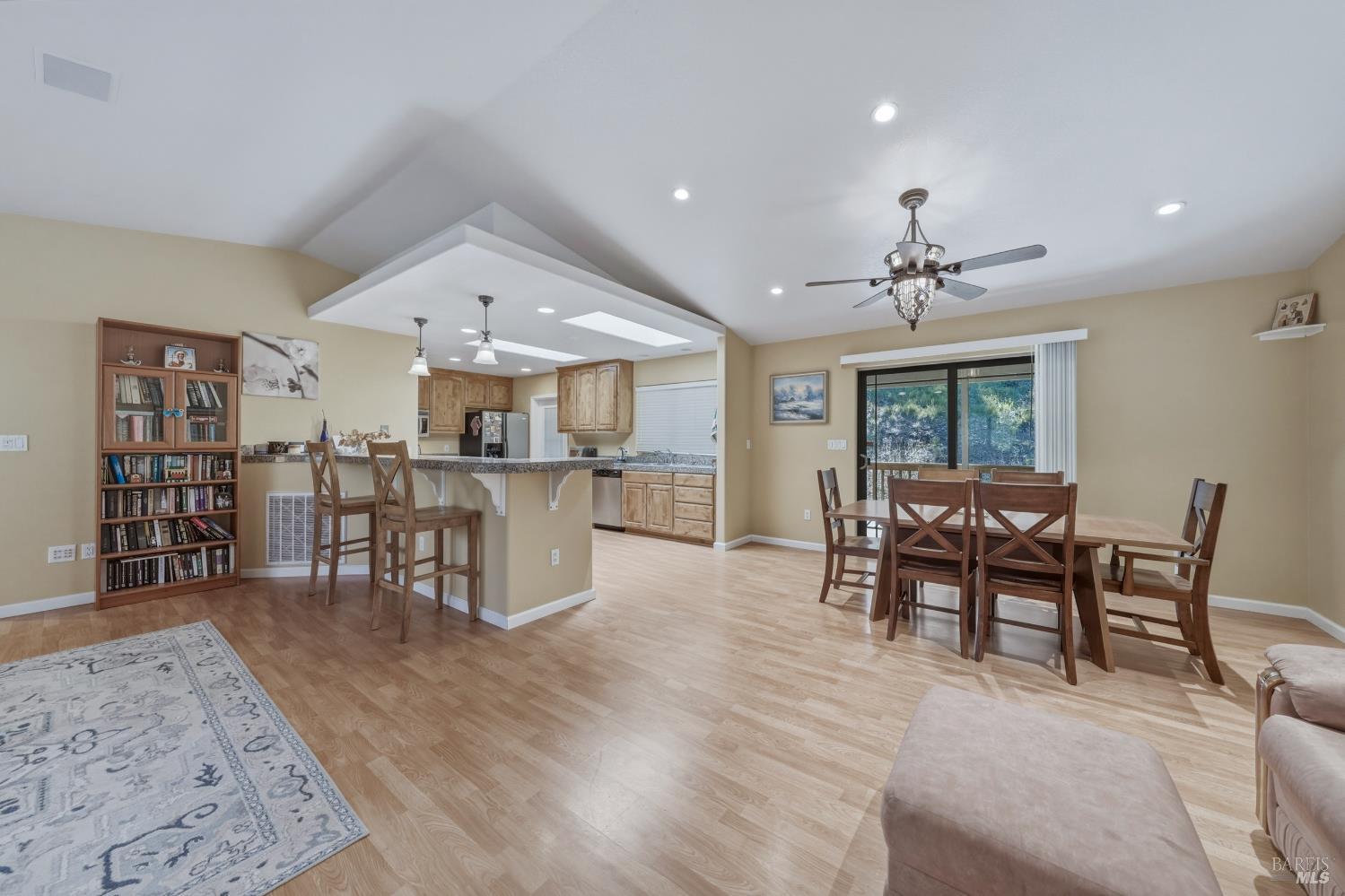 15800 Rainbow Drive Cobb CA 95426