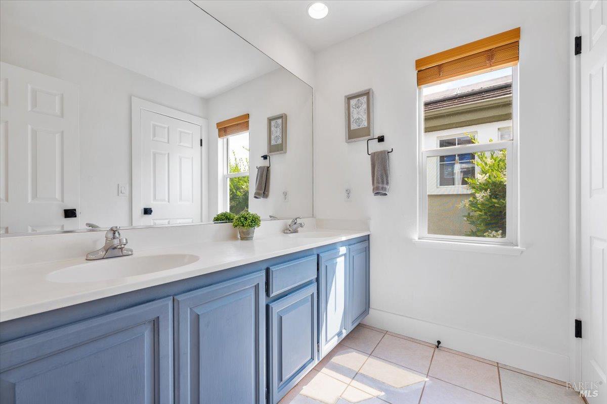 1433 Birdie Drive Windsor CA 95492