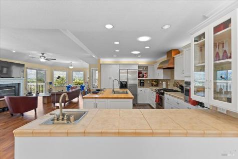 445 Crestridge Place Santa Rosa CA 95409