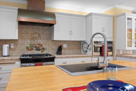 445 Crestridge Place Santa Rosa CA 95409