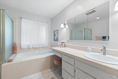 445 Crestridge Place Santa Rosa CA 95409