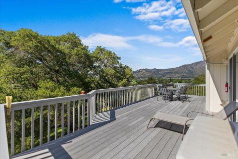 445 Crestridge Place Santa Rosa CA 95409