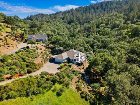 445 Crestridge Place Santa Rosa CA 95409