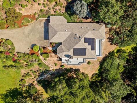445 Crestridge Place Santa Rosa CA 95409
