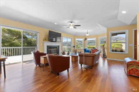 445 Crestridge Place Santa Rosa CA 95409