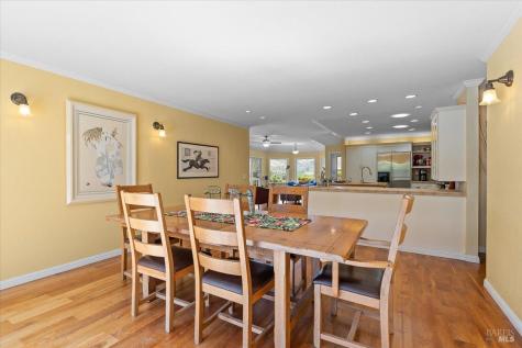 445 Crestridge Place Santa Rosa CA 95409
