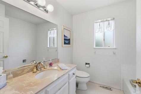 3739 Sleepy Hollow Drive Santa Rosa CA 95404