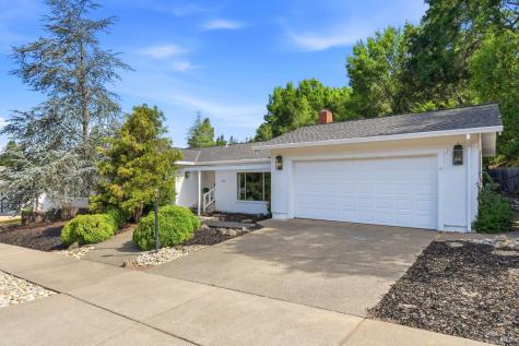3739 Sleepy Hollow Drive Santa Rosa CA 95404