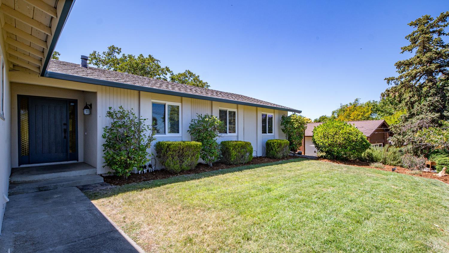 450 Mountain View Drive Martinez CA 94553