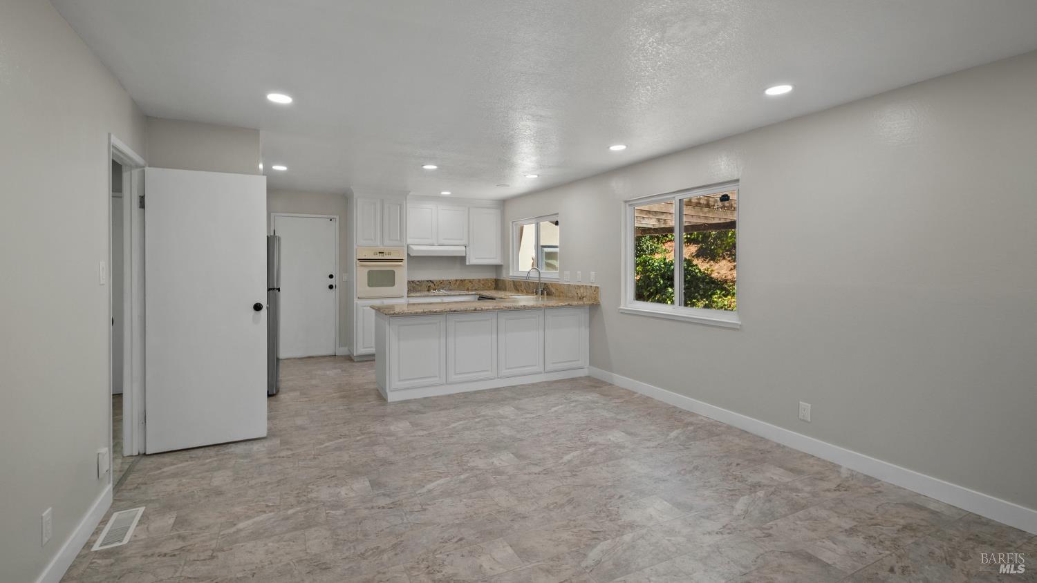 450 Mountain View Drive Martinez CA 94553