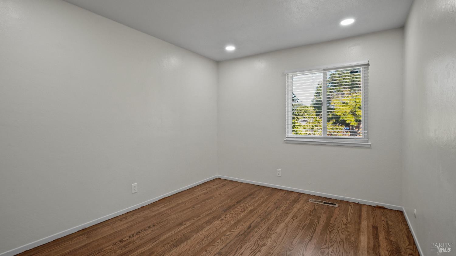 450 Mountain View Drive Martinez CA 94553