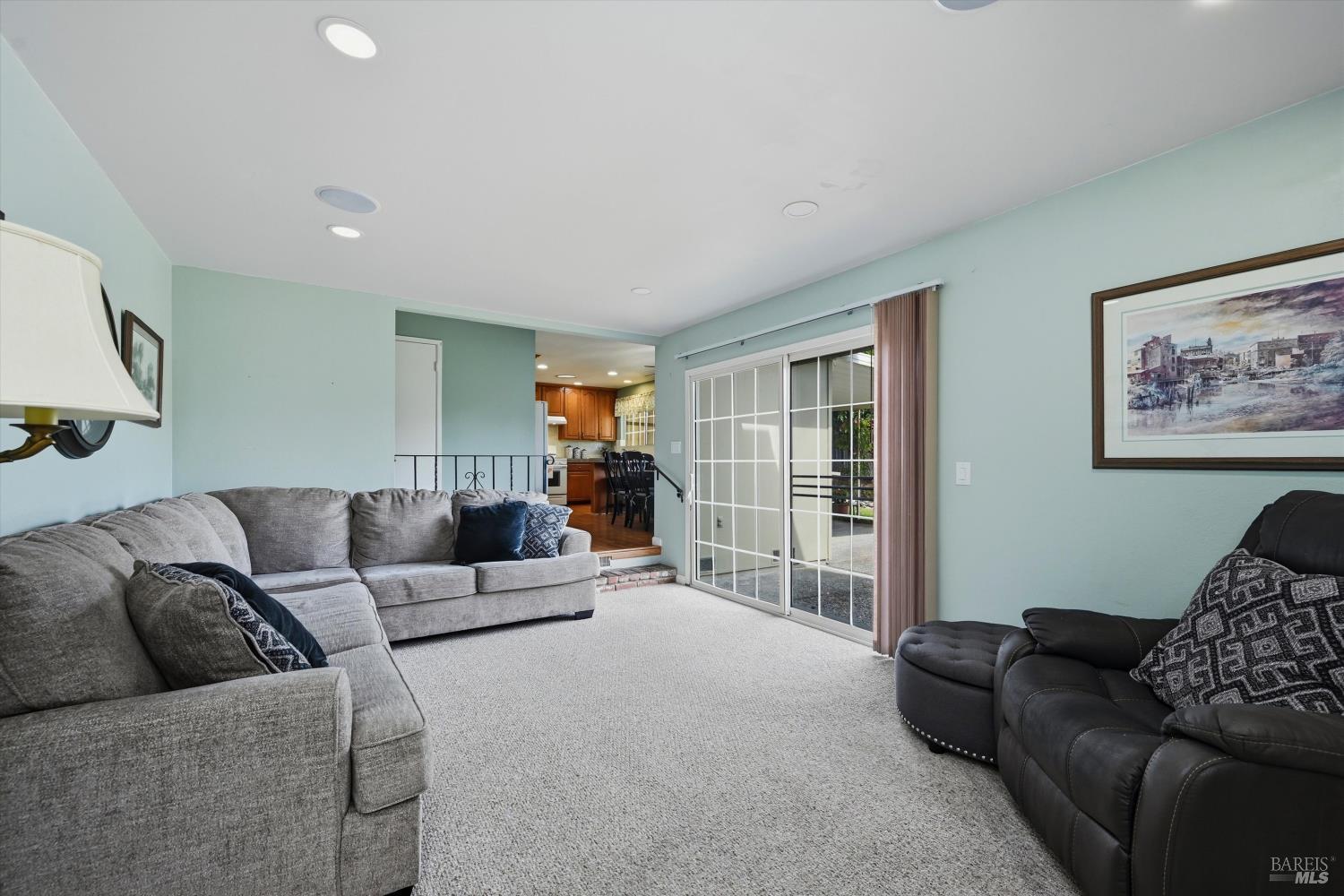 1657 Albin Way Petaluma CA 94954