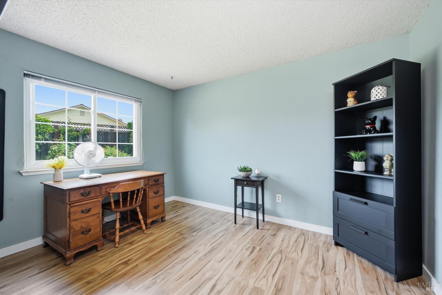 1657 Albin Way Petaluma CA 94954