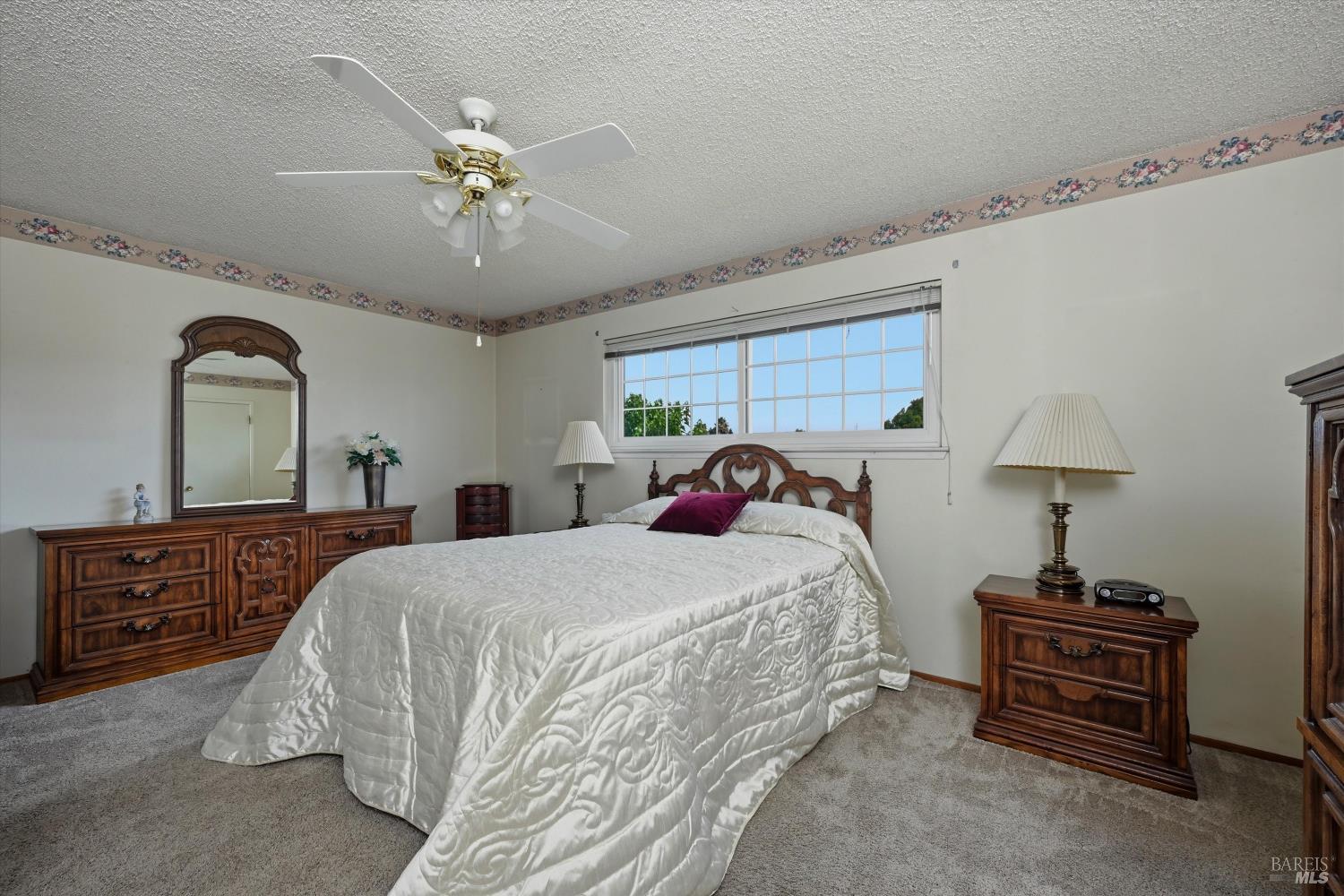 1657 Albin Way Petaluma CA 94954