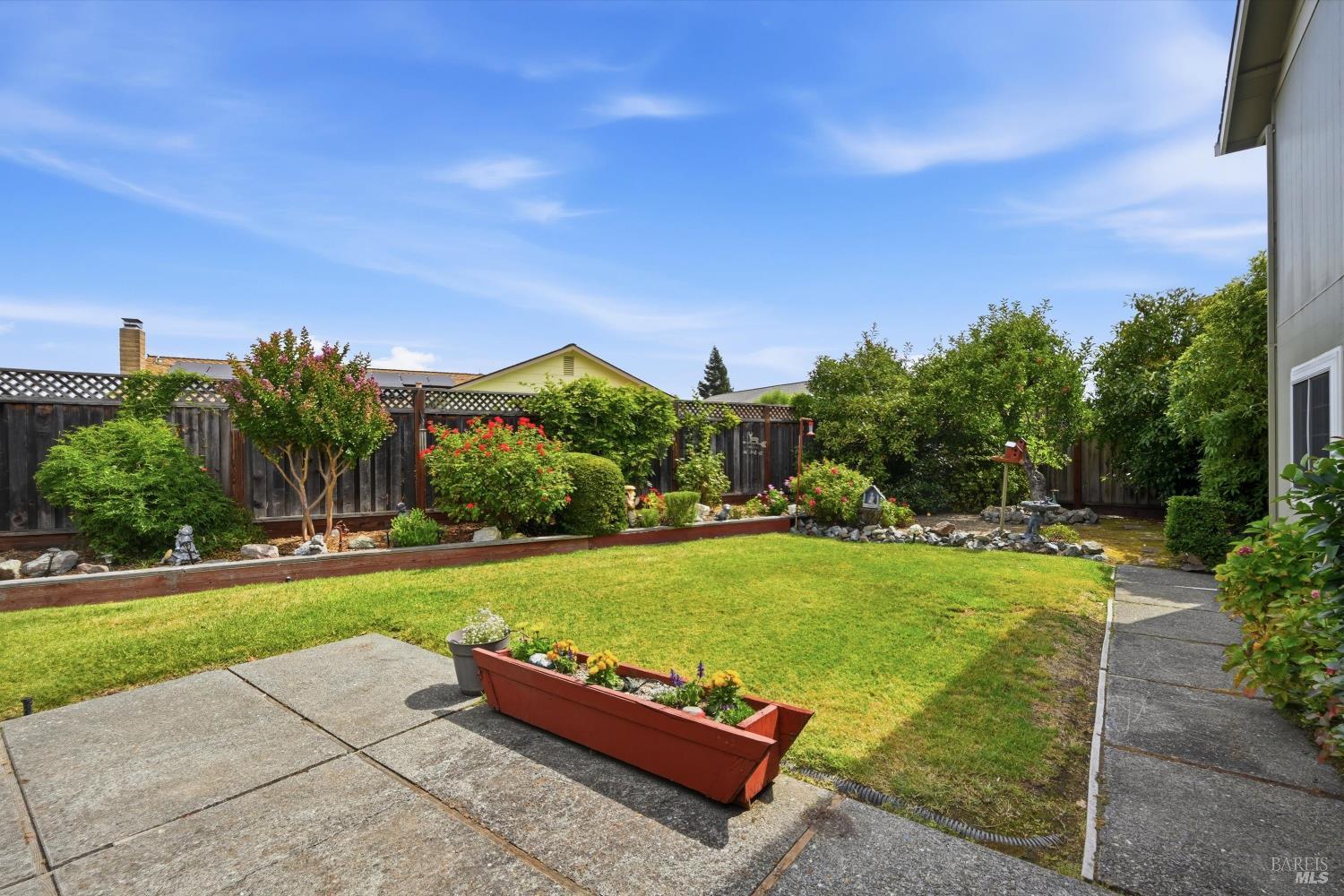 1657 Albin Way Petaluma CA 94954