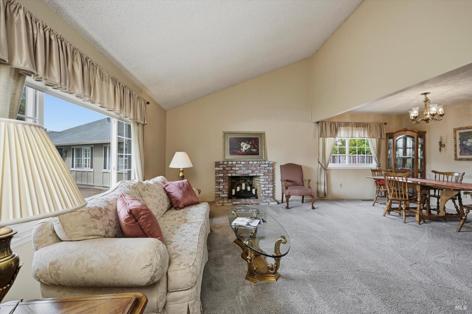 1657 Albin Way Petaluma CA 94954