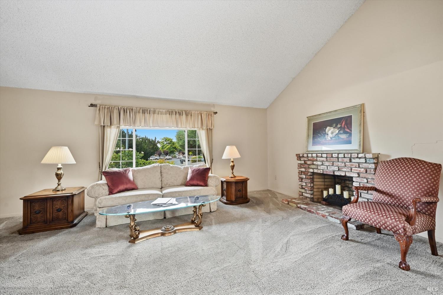 1657 Albin Way Petaluma CA 94954