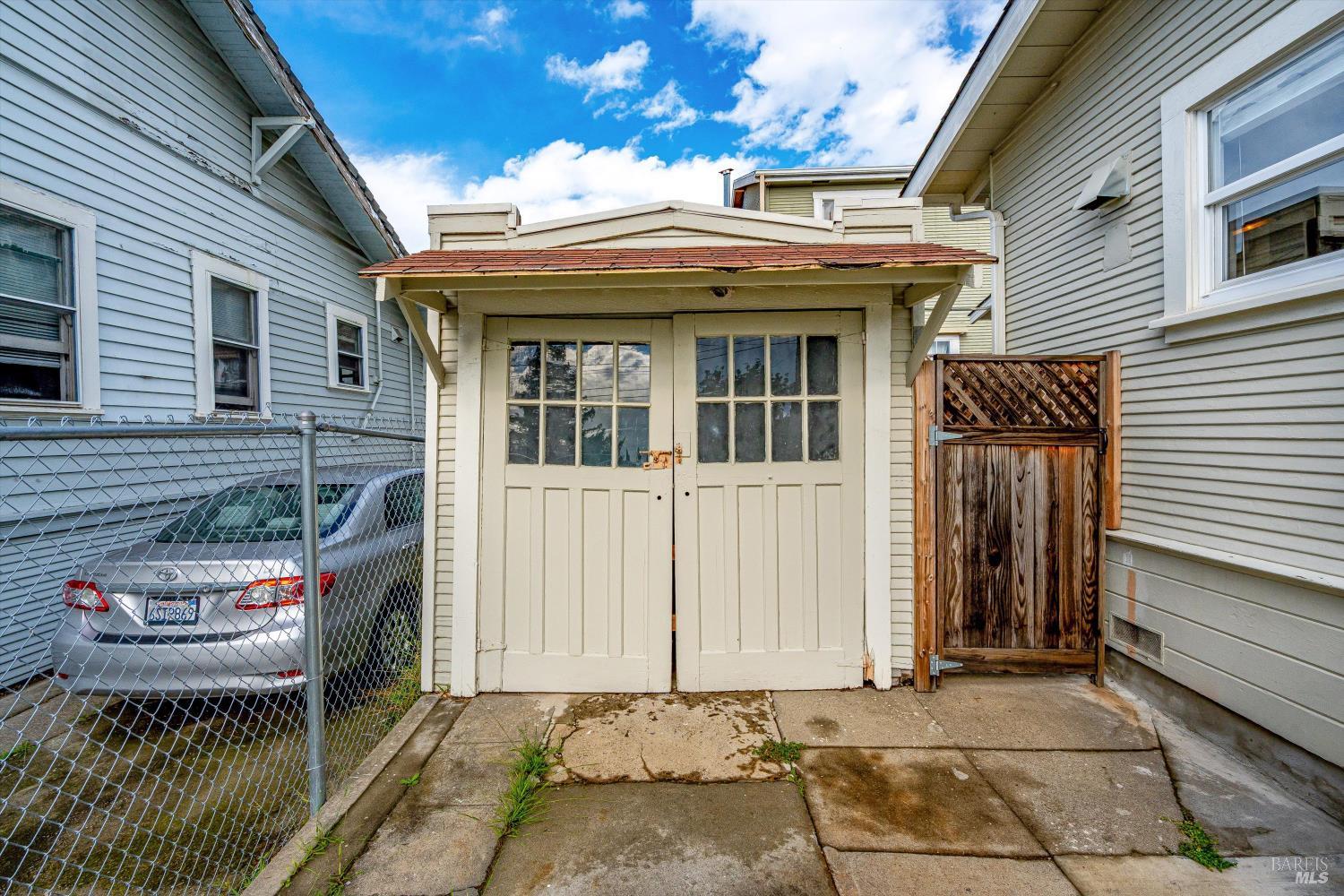 3661 Loma Vista Avenue Oakland CA 94619