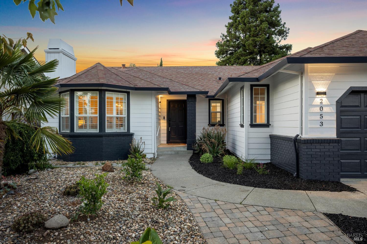 2053 Seville Street Santa Rosa CA 95403