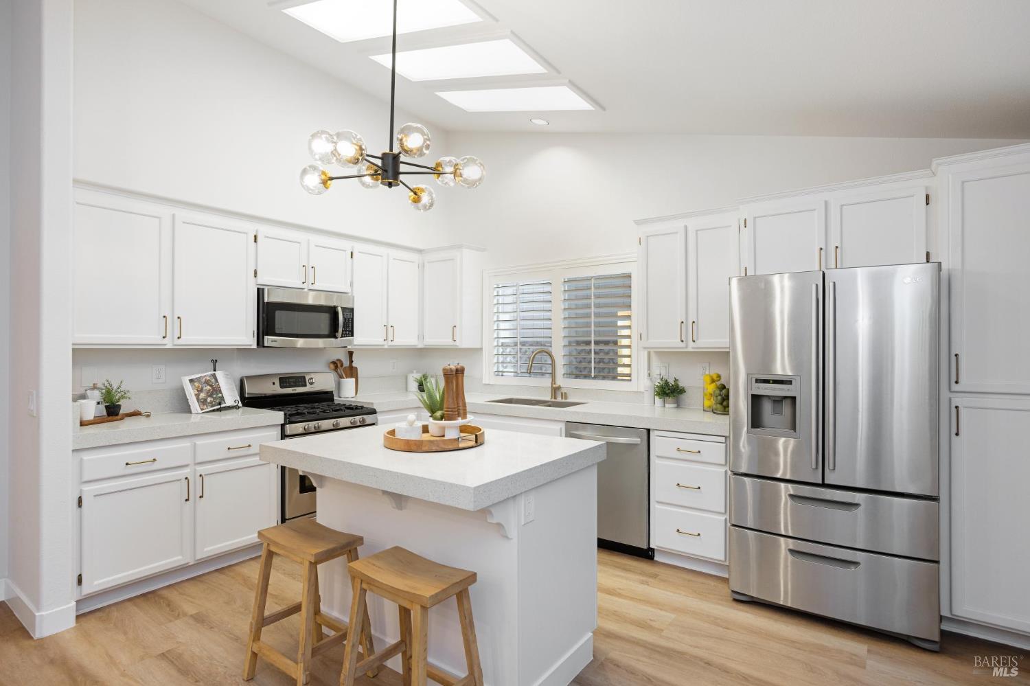 2053 Seville Street Santa Rosa CA 95403
