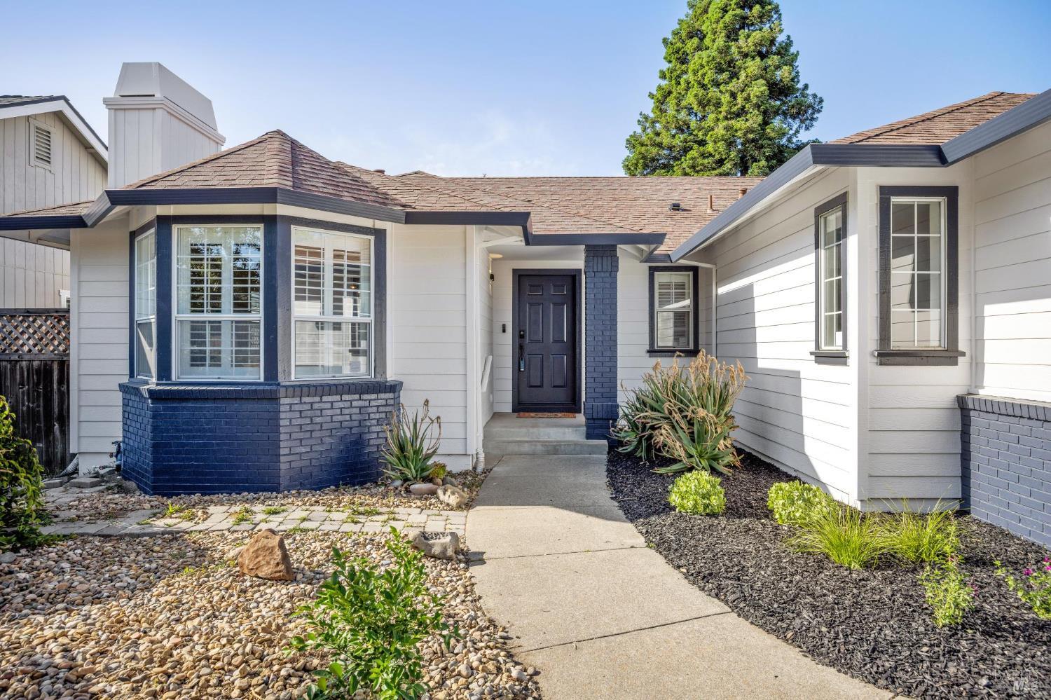 2053 Seville Street Santa Rosa CA 95403
