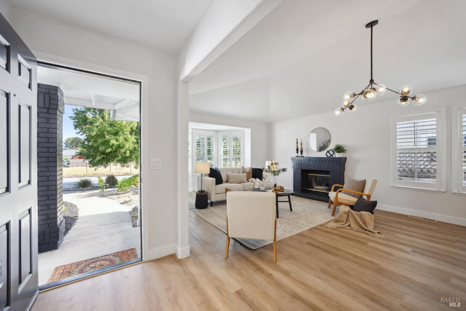 2053 Seville Street Santa Rosa CA 95403