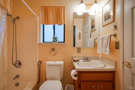 140 Buena Vista Avenue Point Reyes Station CA 94956