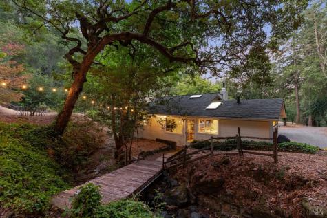 1311 W Dry Creek Road Healdsburg CA 95448