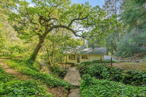 1311 W Dry Creek Road Healdsburg CA 95448