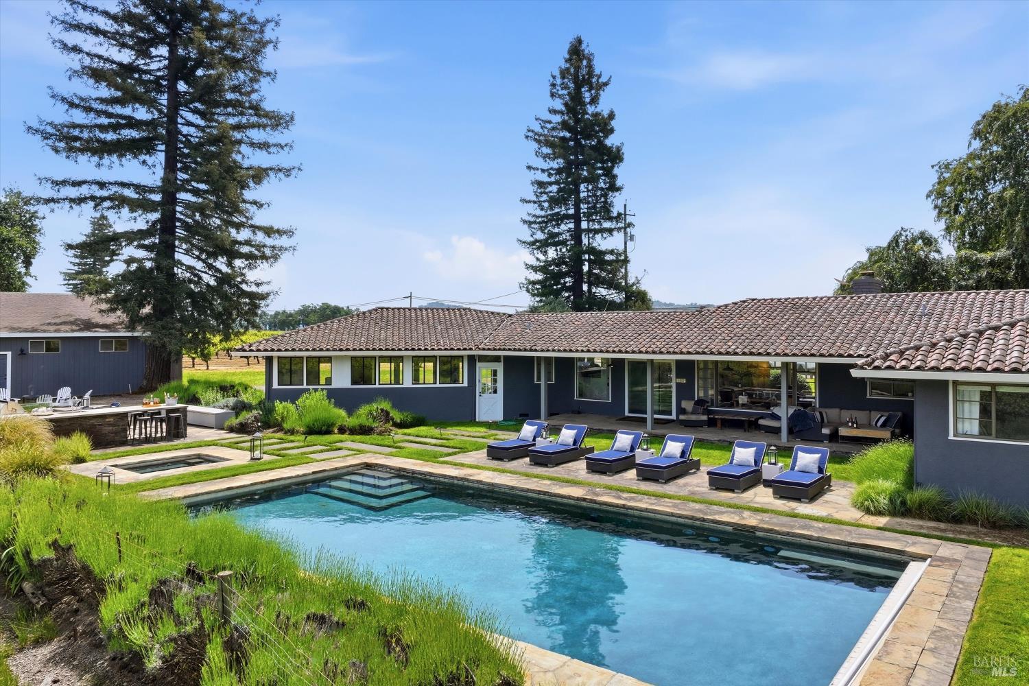 7616 Highway 128 Healdsburg CA 95448