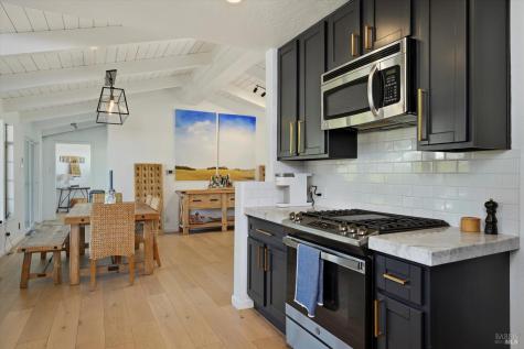 7616 Highway 128 Healdsburg CA 95448