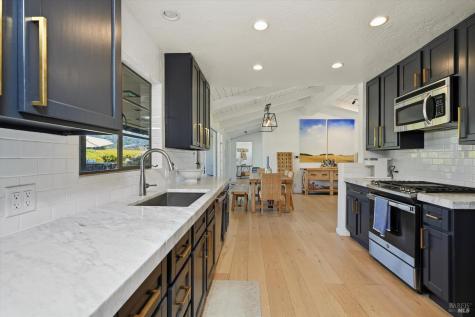 7616 Highway 128 Healdsburg CA 95448