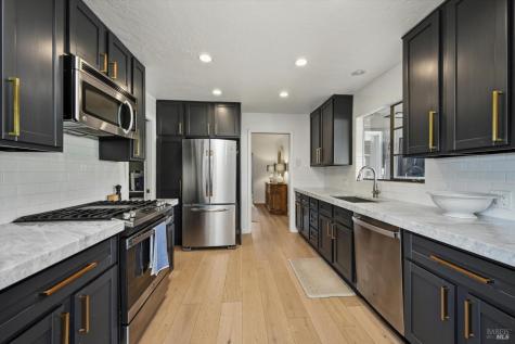 7616 Highway 128 Healdsburg CA 95448