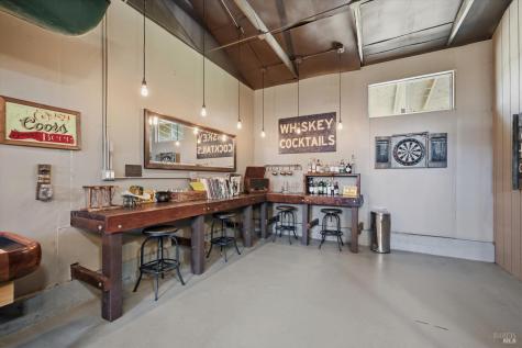 7616 Highway 128 Healdsburg CA 95448