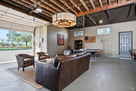 7616 Highway 128 Healdsburg CA 95448