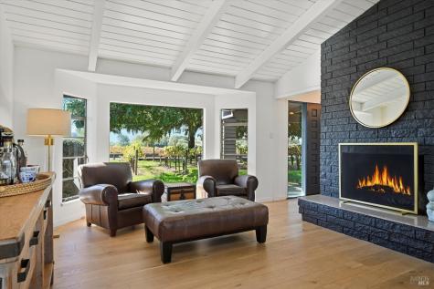 7616 Highway 128 Healdsburg CA 95448