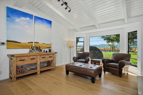 7616 Highway 128 Healdsburg CA 95448