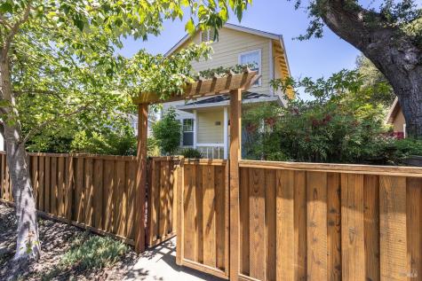 1488 North Street Santa Rosa CA 95404