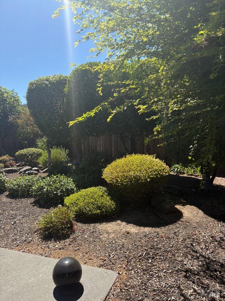 2 Autumn Leaf Place Santa Rosa CA 95409