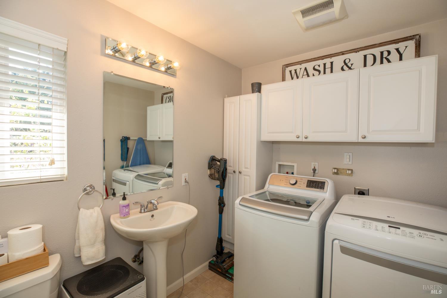 3290-3280 Somers Street Santa Rosa CA 95403