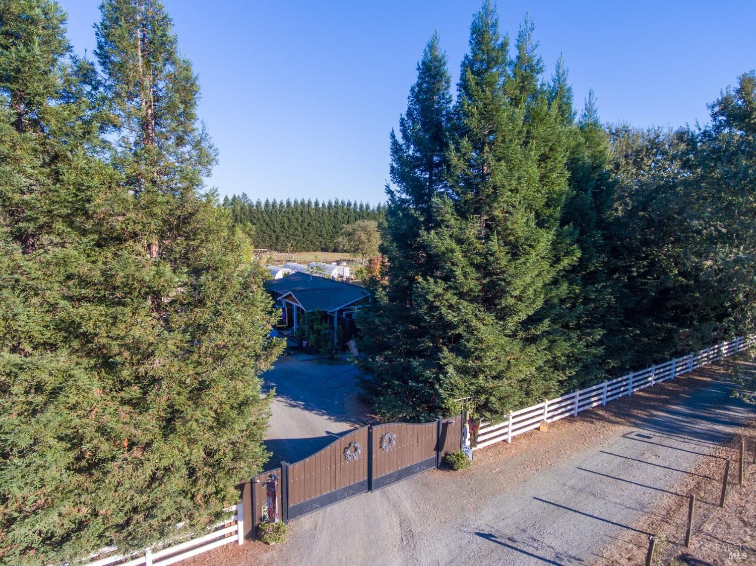 3290-3280 Somers Street Santa Rosa CA 95403