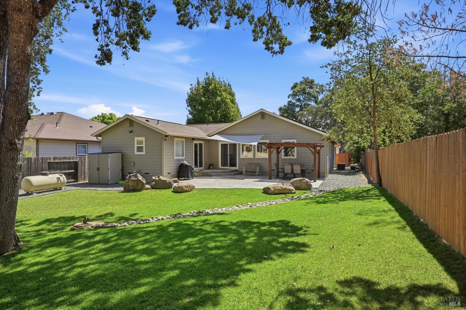 1090 Penelope Court Lakeport CA 95453